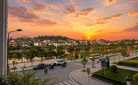 Canvas Sapa Legend Hotel